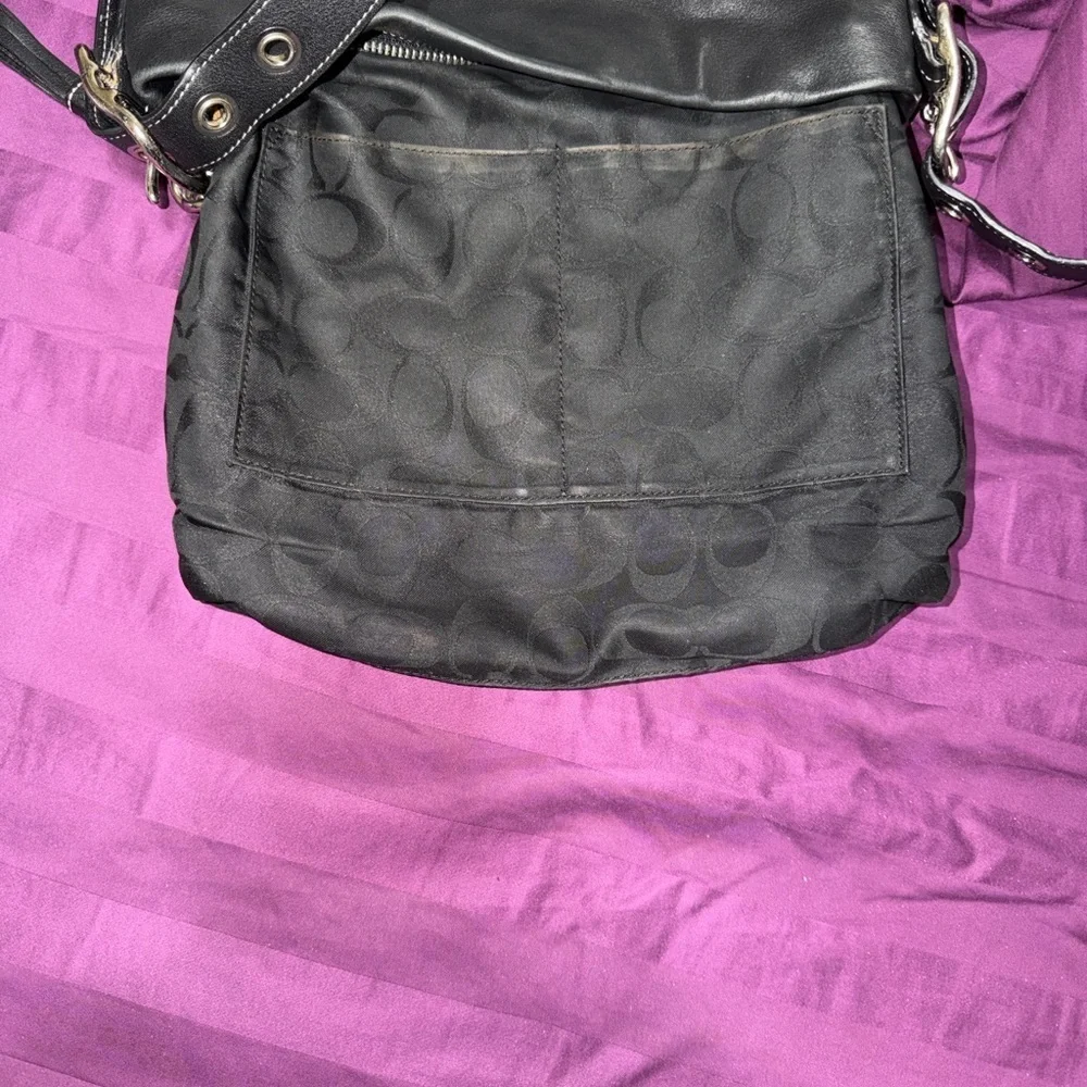 Vintage Coach Legacy 1415 Slim Duffle shoulder Bag in black with white stitching